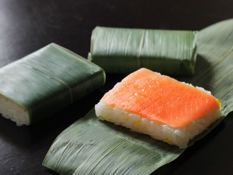 笹八寿司ますの寿司３個入イメージ